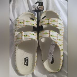 NWT GroundUp Brand Star Wars Grogu/Baby Yoda Foam Slide Sandals Woman's Size 11